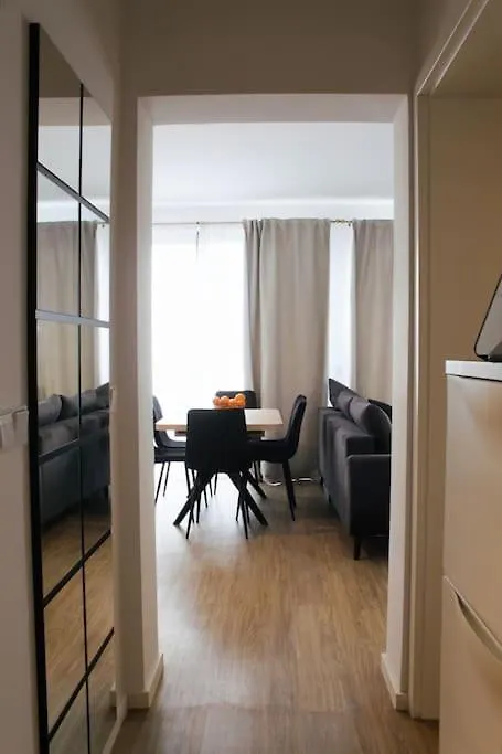 Fabulous Apartment With Spacious Garden Zára