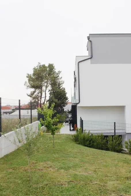 Fabulous Apartment With Spacious Garden Zára Horvátország