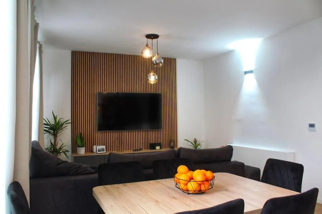 Fabulous Apartment With Spacious Garden Zára Horvátország
